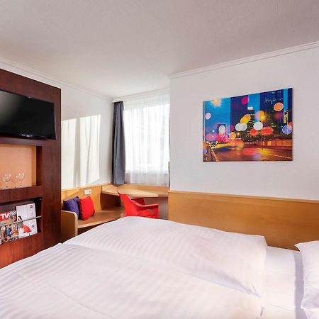 Отель Ibis Kassel Мельзунген Экстерьер фото